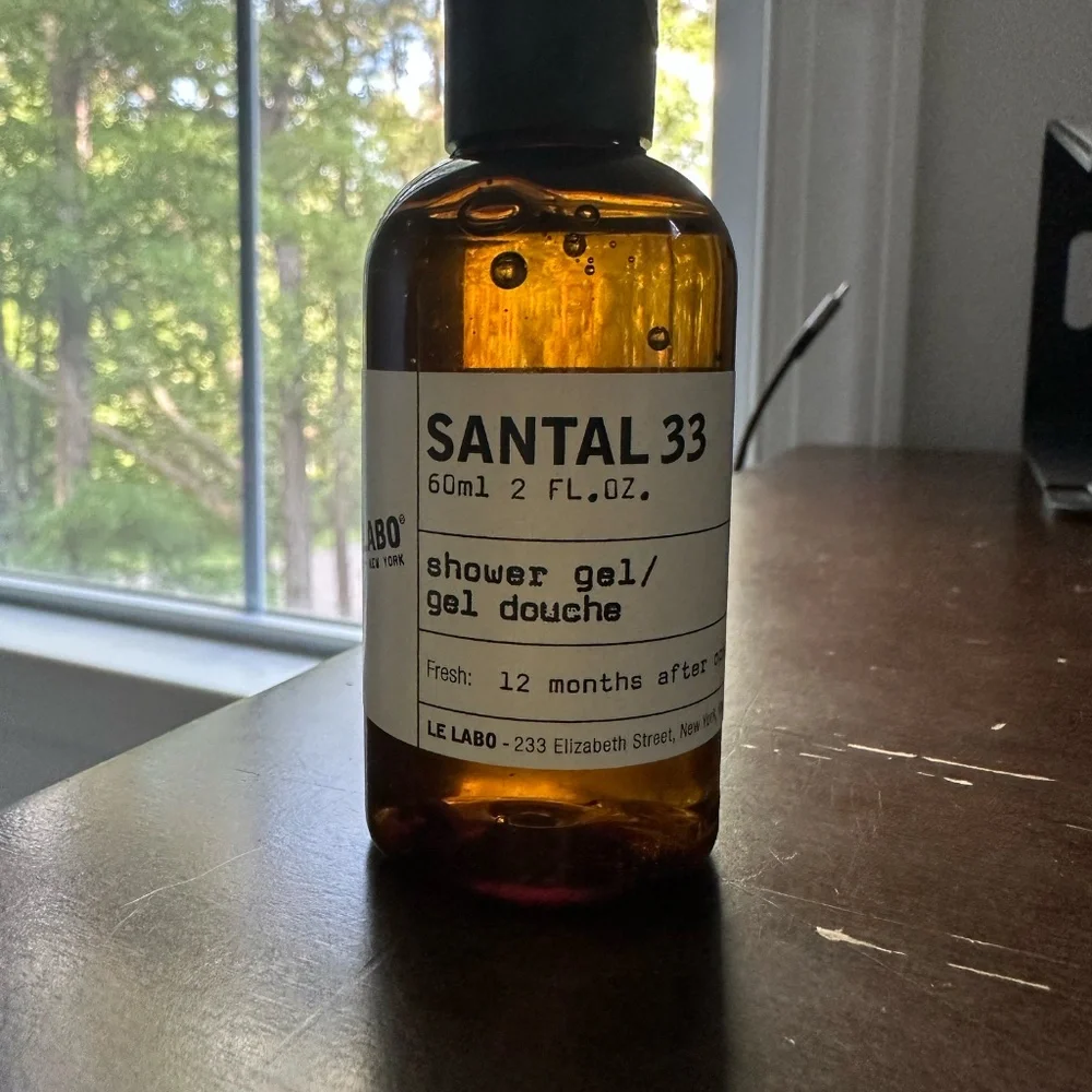 Le Labo - Santal 33 Soap, Lotion & Shower Gels - Picture 7 of 9